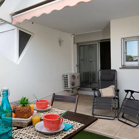Apartamento Les Flamants Roses-1 By Interhome *