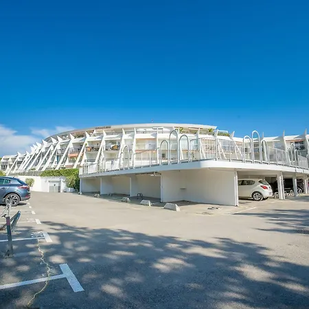 Les Flamants Roses-1 By Interhome Apartamento *