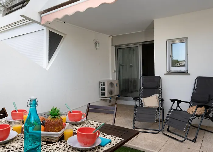 Apartamento Les Flamants Roses-1 By Interhome *